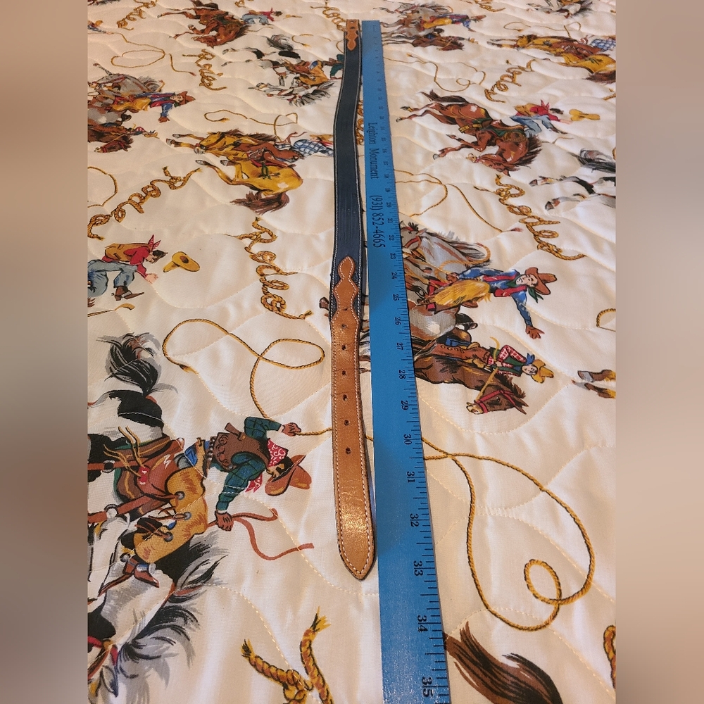 Womens 80s Leather Western Belt - Picture 4 of 5